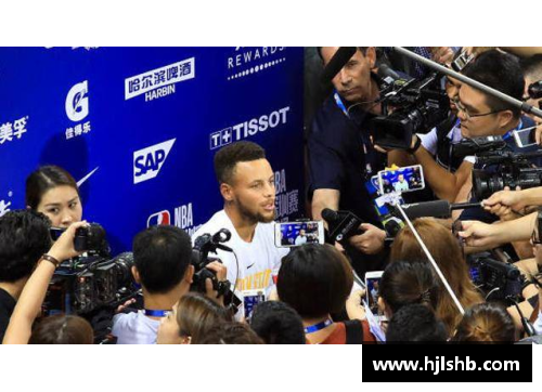 NBA赛场背后：球员生活、战术洞察与比赛背后故事的全方位探索